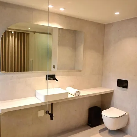 Hotel Balance
