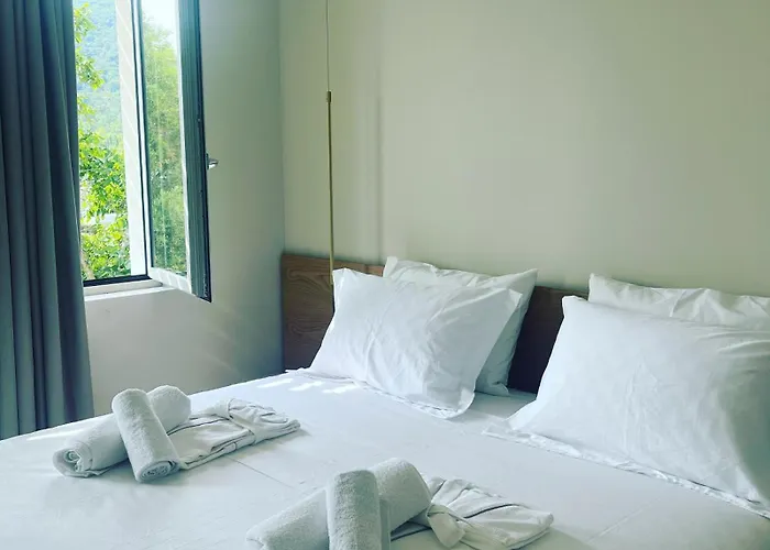 Hotel Balance